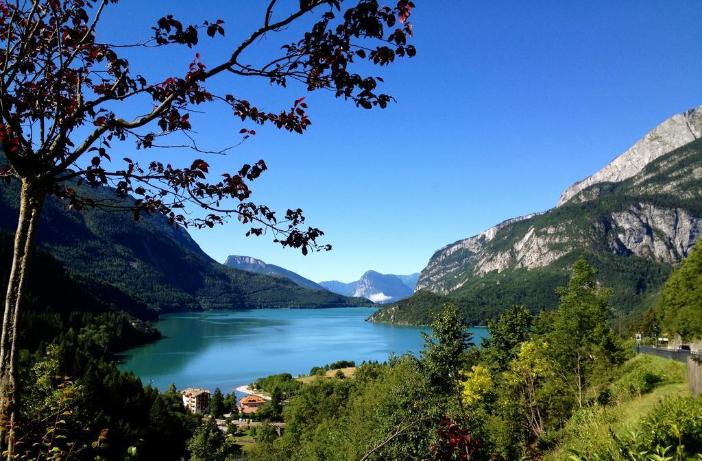 Alledolomiti Boutique Lake Hotel - Adults Friendly 莫尔韦诺 外观 照片