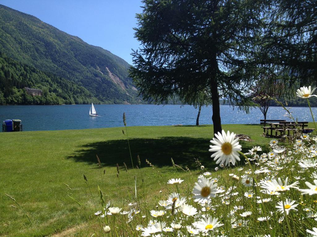 Alledolomiti Boutique Lake Hotel - Adults Friendly 莫尔韦诺 外观 照片