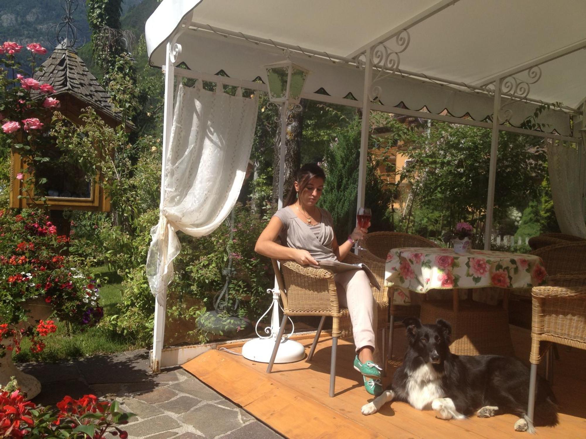 Alledolomiti Boutique Lake Hotel - Adults Friendly 莫尔韦诺 外观 照片