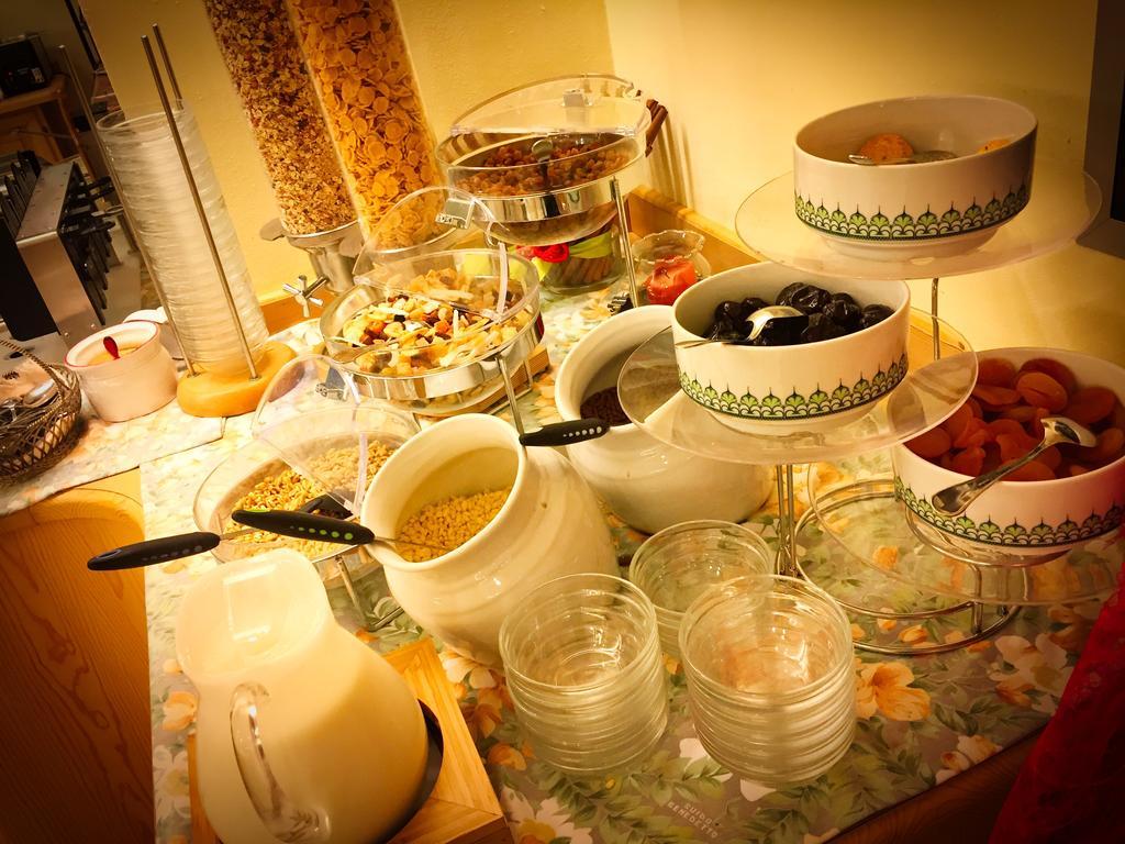 Alledolomiti Boutique Lake Hotel - Adults Friendly 莫尔韦诺 外观 照片